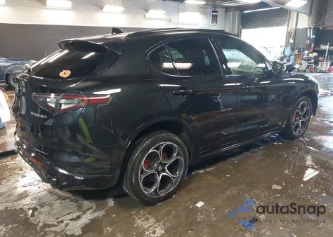 2024 Alfa Romeo Stelvio Veloce Awd z USA, uszkodzony, nr VIN ZASPAKBN3R7D78809
